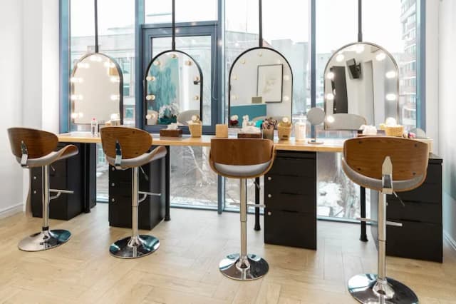 Aménagement d'un salon de coiffure